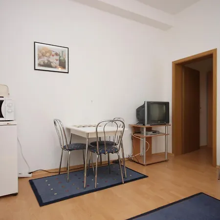 아파트 With A Parking Space Gradac, Makarska - 6783 그라다츠