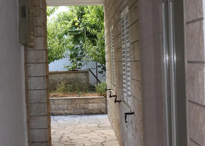 アパート With A Parking Space Gradac, Makarska - 6783 グラダツ